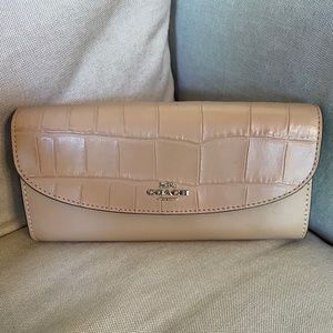 Creamy Coach wallet
